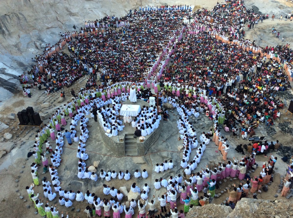 Père Pedro Akamasoa, Ascension 2016