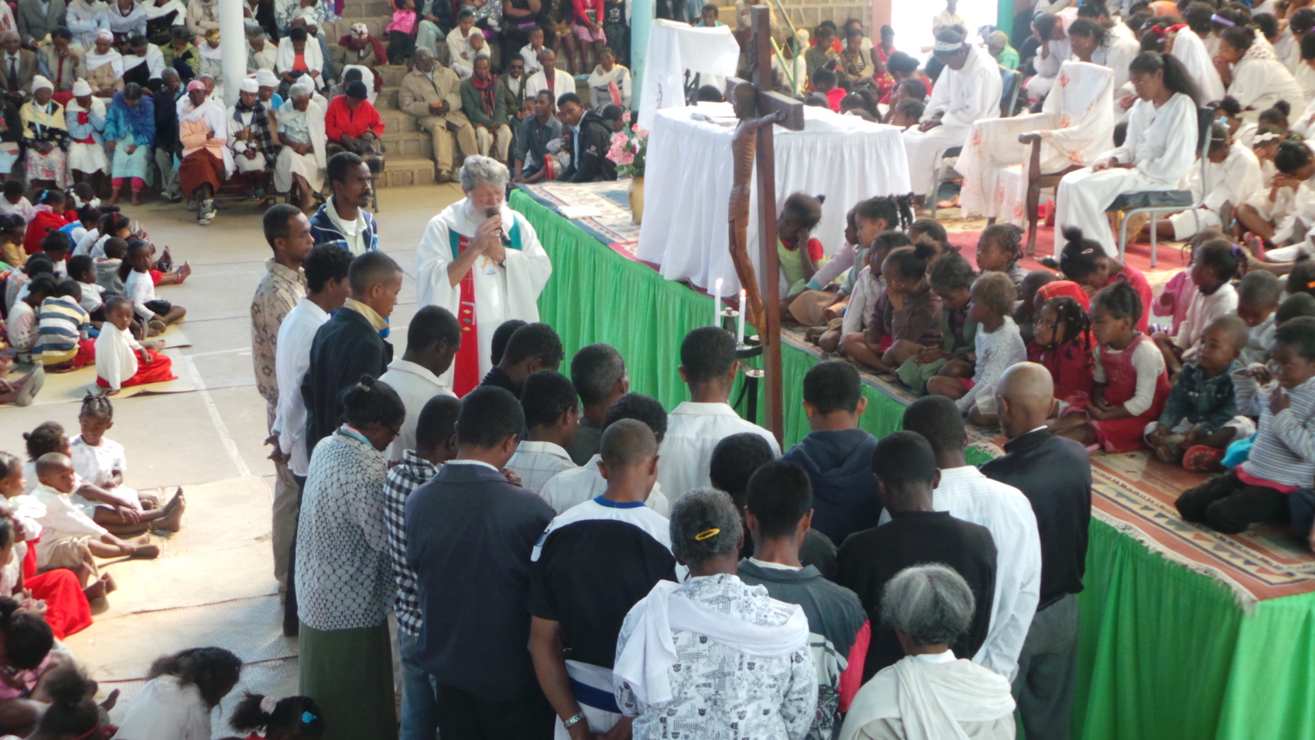 Session liturgique 2016 à Akamasoa