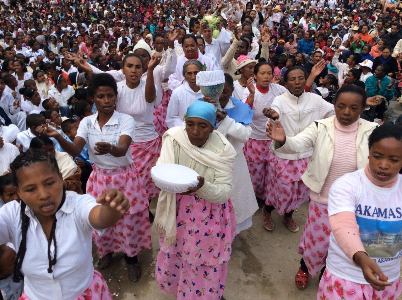 Père Pedro Akamasoa 2016